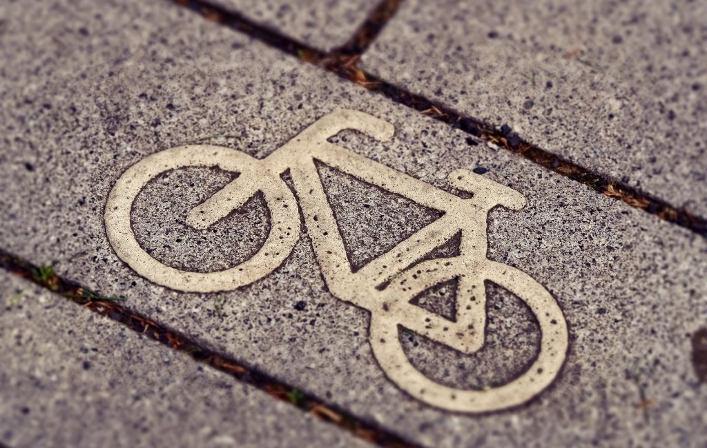 cycle-path-3444914_1920