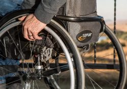 wheelchair-749985_1920