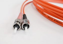 fiber-optic-cable-502894_1920