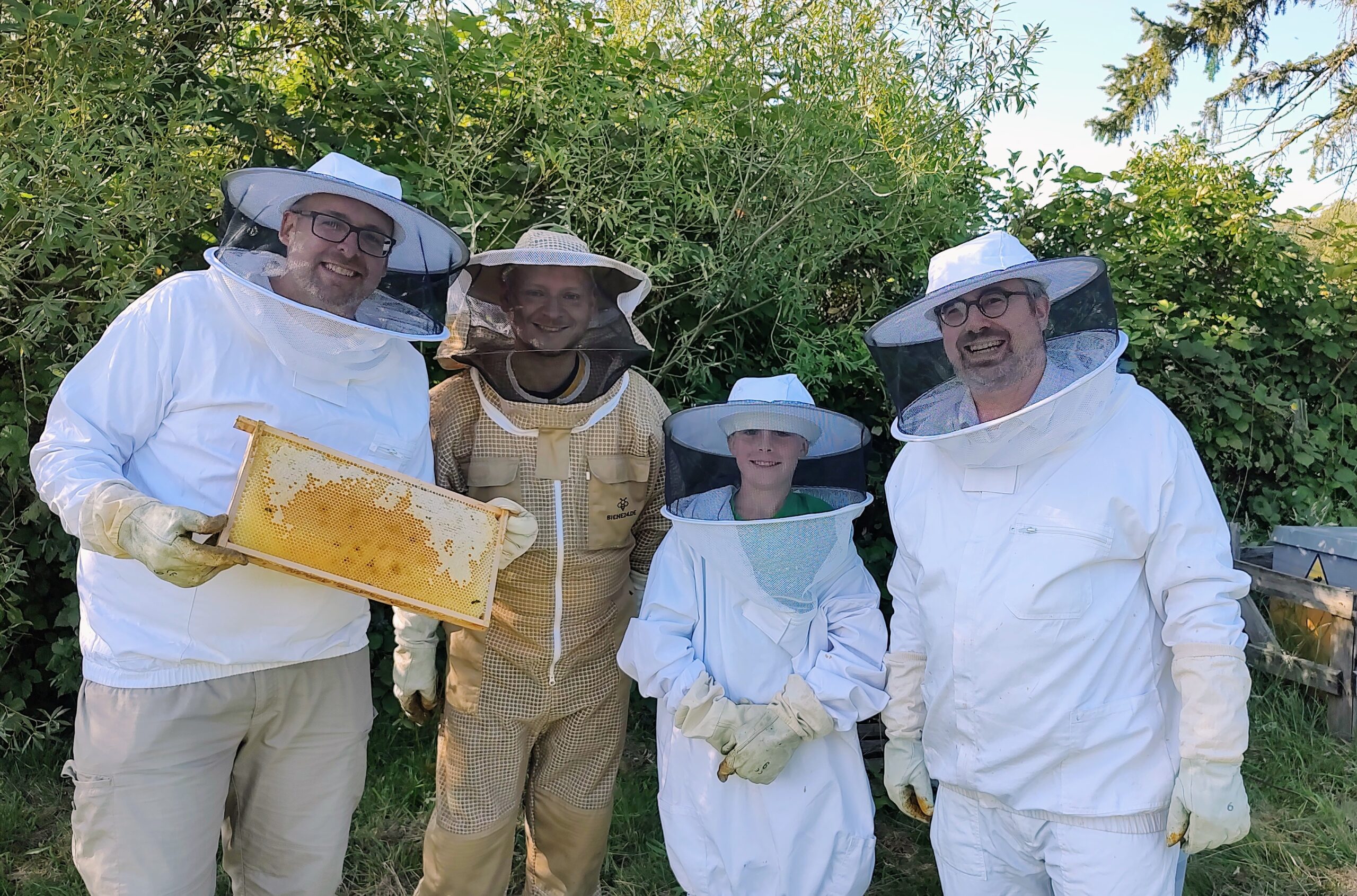 Im Goldrausch: Besuch beim örtlichen Imker